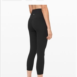 LULULEMON *nwot* Align 23” black leggings